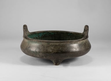 Copper tire double ear three legged furnace