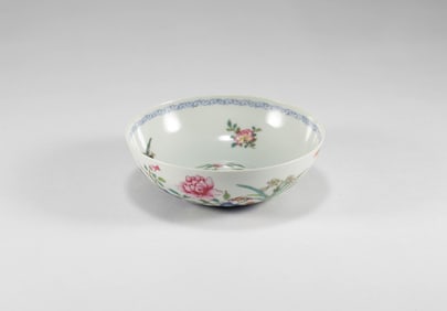 Qing Dynasty Pink Flower Bowl