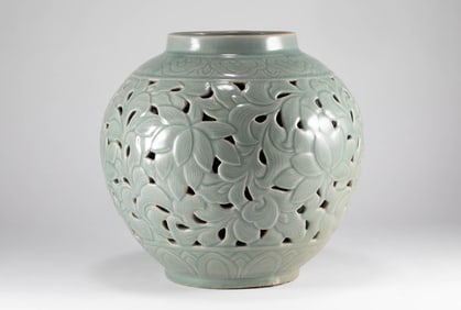 Goryeo celadon hollow jar