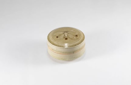 Xiangzhou kiln powder box