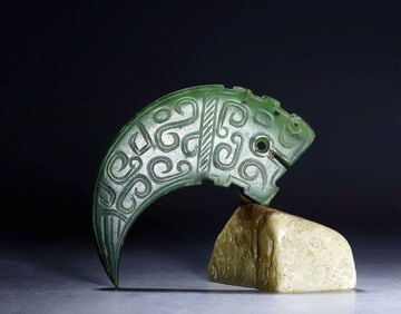 Han Dynasty Blue Jade Dragon