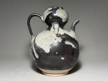 Lushan Kiln Holding Pot