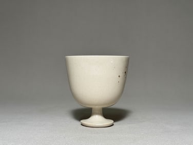 Sui Dynasty white glazed high footed cup