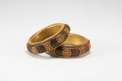 Qing Dynasty pure gold inlaid agarwood bracelet