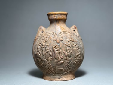 Tang Dynasty yellow glazed flat teapot