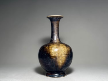 Long necked vase from Gongxian kiln during the Tang Dynasty