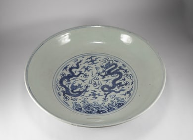 Ming Dynasty Blue and White Dragon Pattern Plate