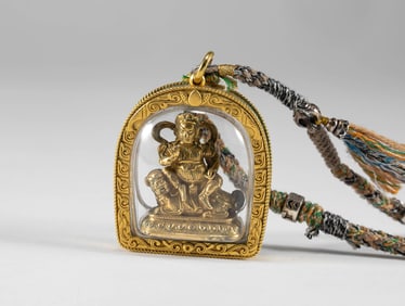 Gilded Inch Buddha in the Qing Dynasty Palace