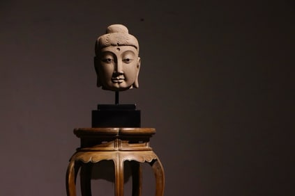 Grotto Buddha statues