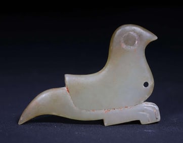 Western Zhou bird shaped pendant