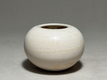 Sui Dynasty white glazed bowl