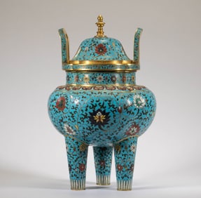 Qing Dynasty cloisonn é tripod furnace