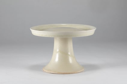 Sui Dynasty white glazed high footed plate