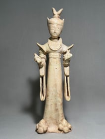 Sui Dynasty White Glazed Palace Dress Maid