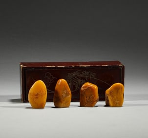 In the Qing Dynasty, Shoushan Tian Huangshi printed a box