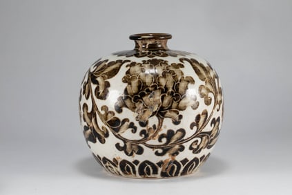 Song Dynasty Ding Kiln Picking Vases