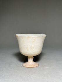 Sui Dynasty white glazed cup