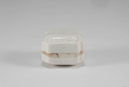 Song Dynasty Ding kiln rouge box