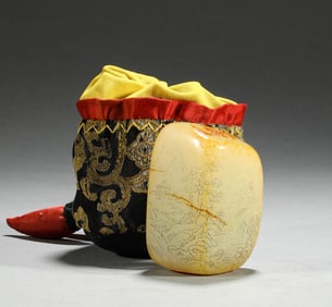 In the Qing Dynasty, Hotan Jade seed raw stone poetry articles