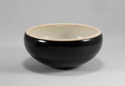 Song Dynasty black glazed bowl