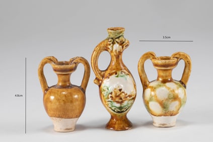 A set of Tang Dynasty tri colored pottery