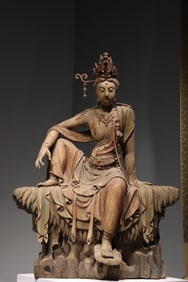 Nanmu Water Moon Guanyin Statue