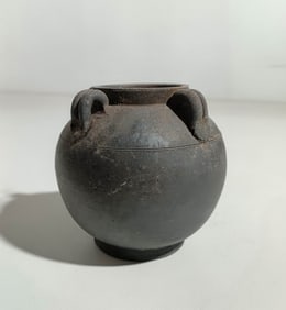 Han Dynasty pottery four series jars