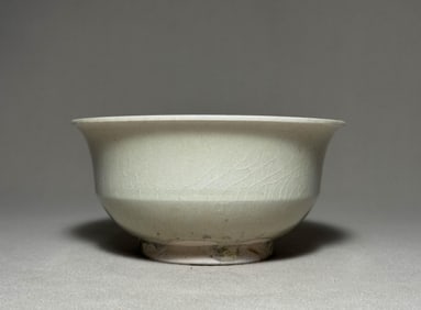 Sui Dynasty white glazed bowl