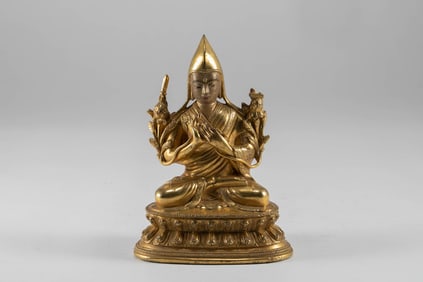Bronze gilded Zongkaba statue from the Qing Dynasty
