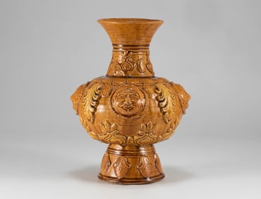 Tang Dynasty yellow glazed teapot
