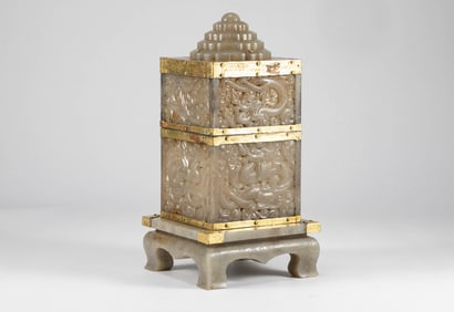 Hotan Jade Inkstone Box of the Liao Dynasty
