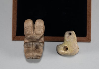 Red Mountain Culture Chicken Bone White Jade Group
