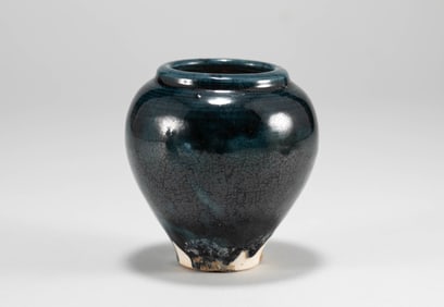 Tang Dynasty Green Glazed Plum Vase
