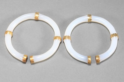 Liao Dynasty agate bracelet