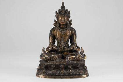 Bronze gilded longevity Buddha from the Qing Dynasty