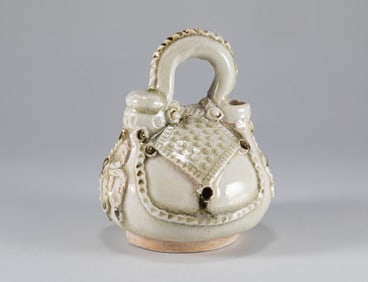 Xiangzhou kiln skin bag pot