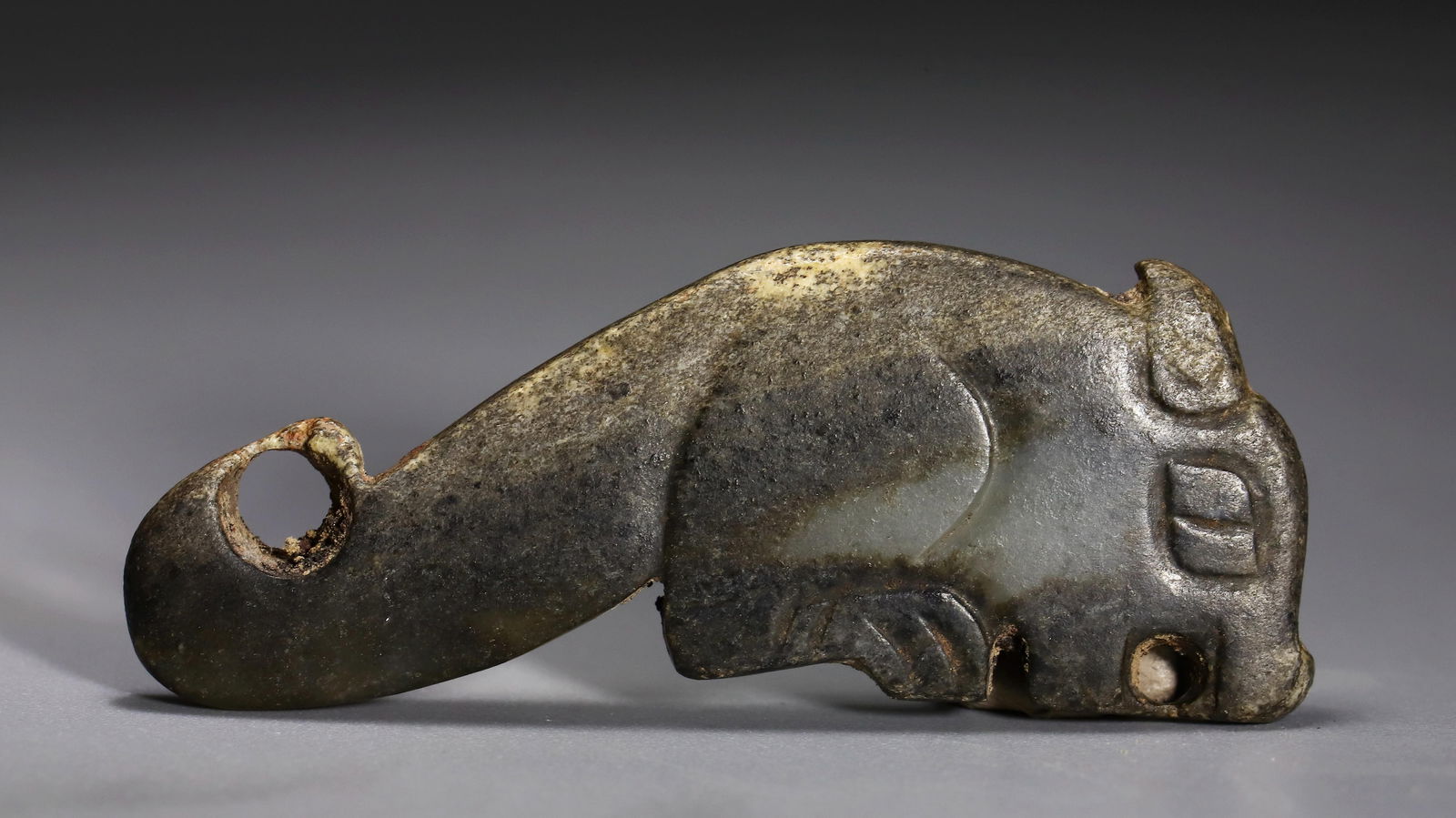 Qingyulong: L:4.6cm W:1.8cm