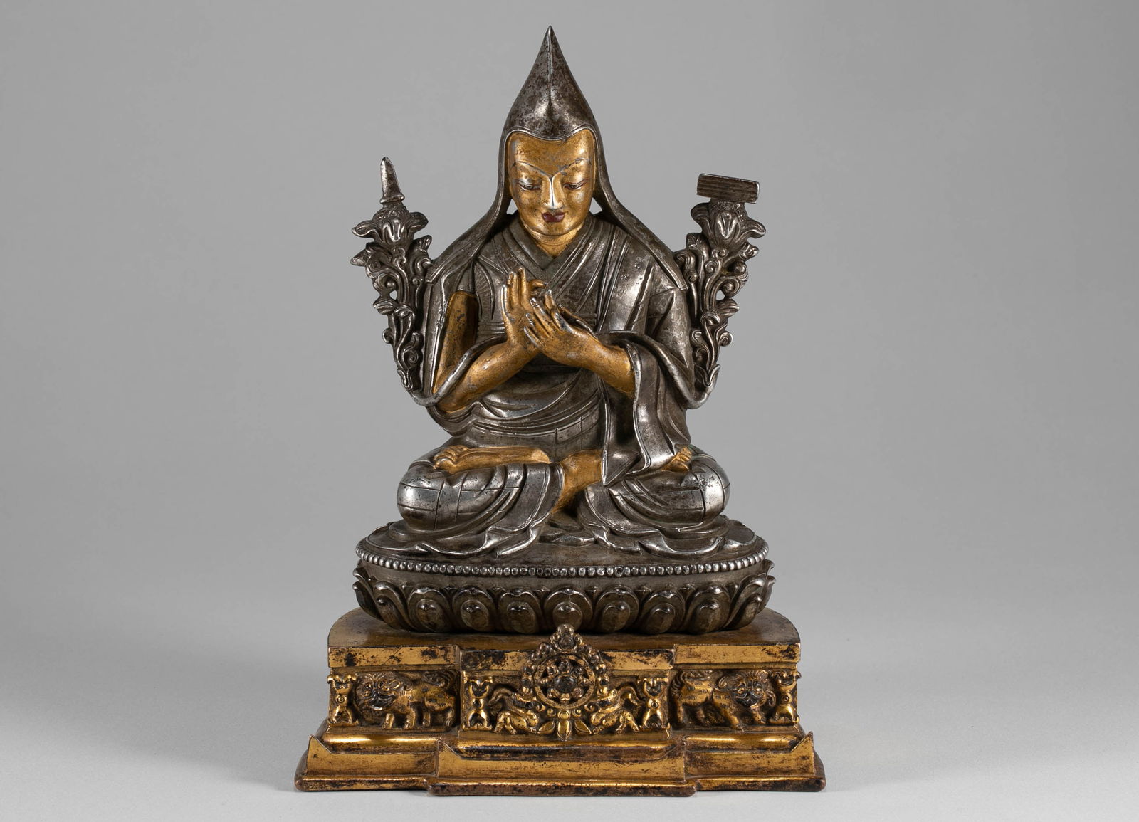 Qianlong Emperor Kaba: H:18.2cm W:13cm