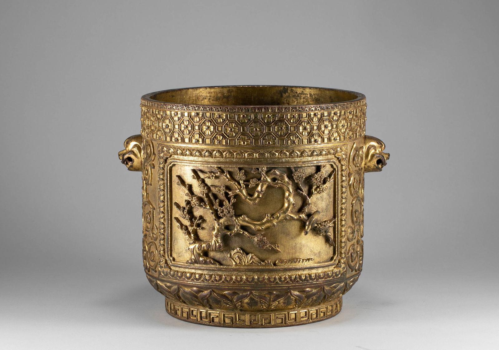 Copper gilded incense burner in the manufacturing office: H:20.2cm D:21cm