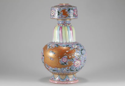 Qing Dynasty Qianlong Benba Bottle