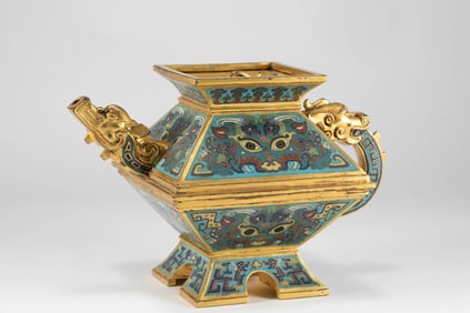 Qing Dynasty cloisonn é teapot