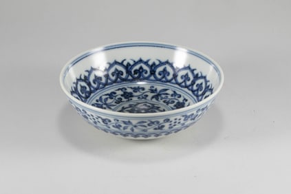 Blue and white porcelain bowl from the Qing Dynasty