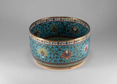 Qing Dynasty cloisonn é bowl