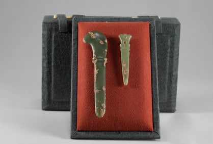 Red Mountain Jade Ornament