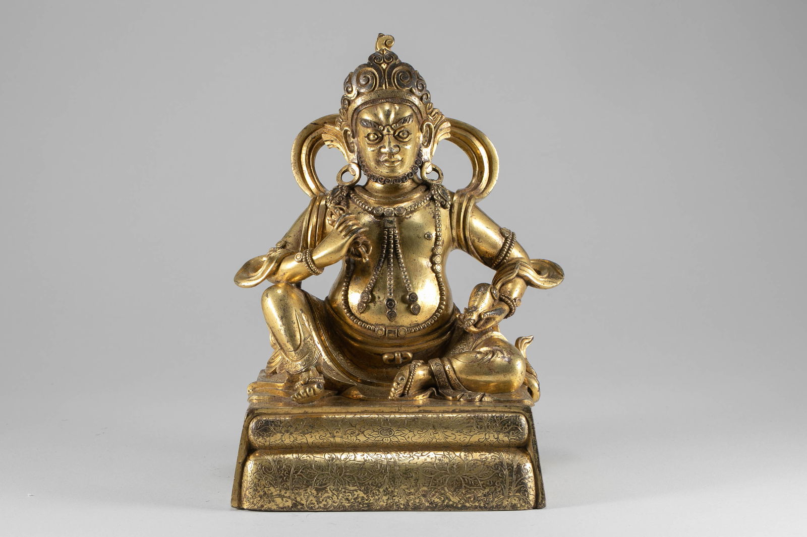 Bronze gilded statue of the God of Wealth from the Qing Dynasty: H:21cm W:14.4cm