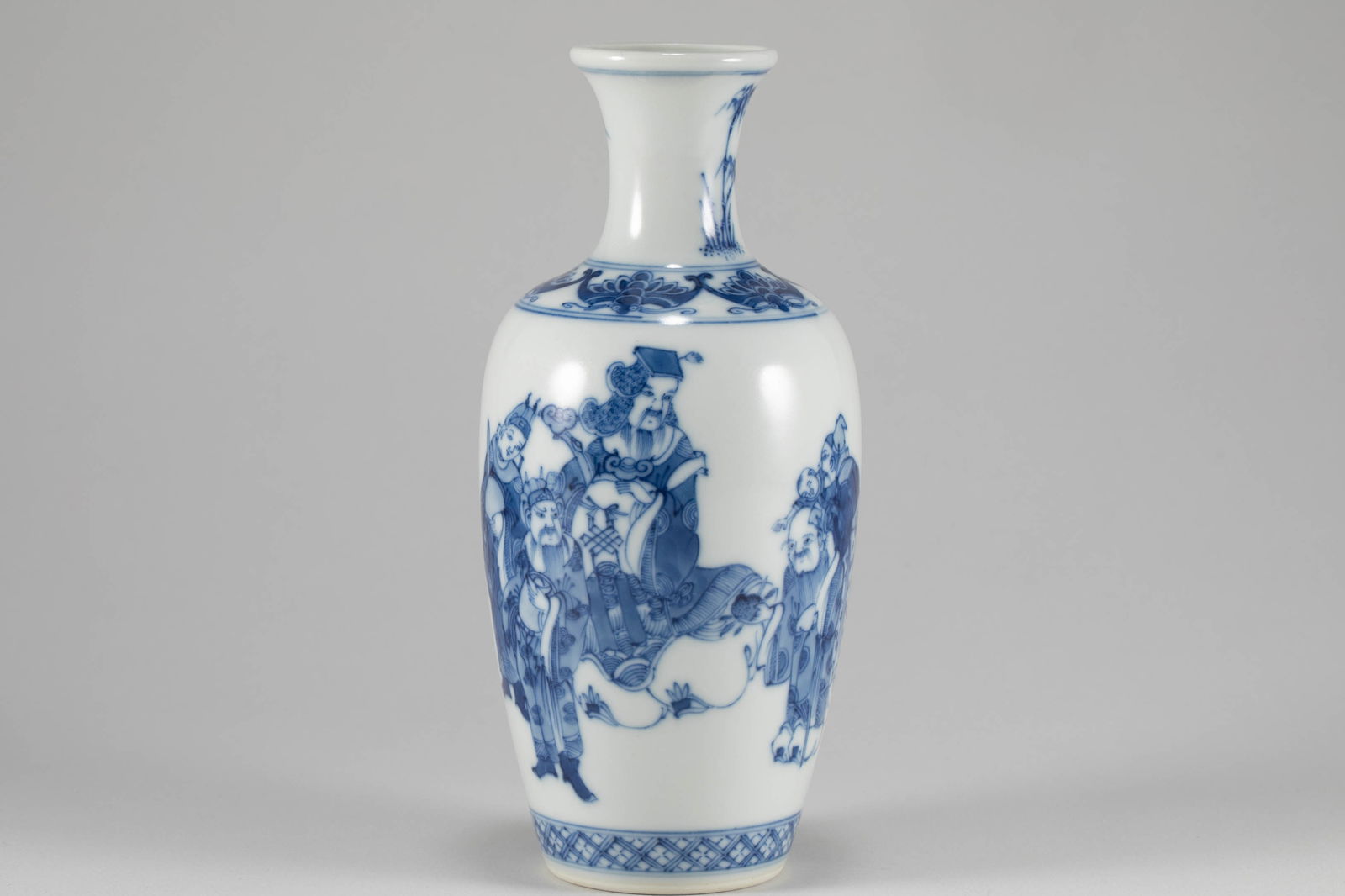 Blue and white bottle: H:18.5cm W:8.3cm