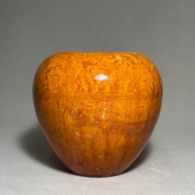 Tang Dynasty yellow glazed jar