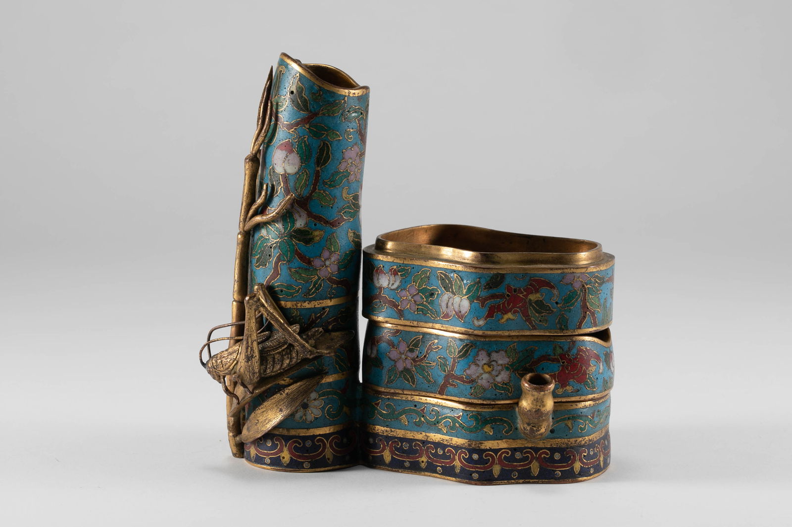 Qing Dynasty cloisonn é inkstone: H:12.5cm L:11.5cm