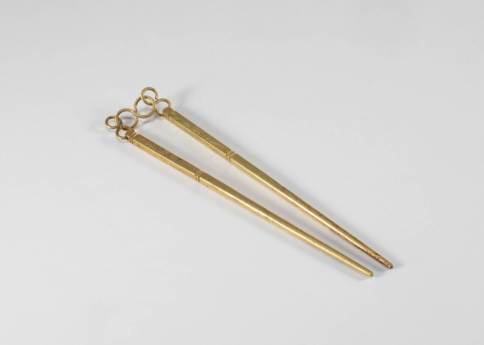 Qing Dynasty copper gilded chopsticks: L:15cm