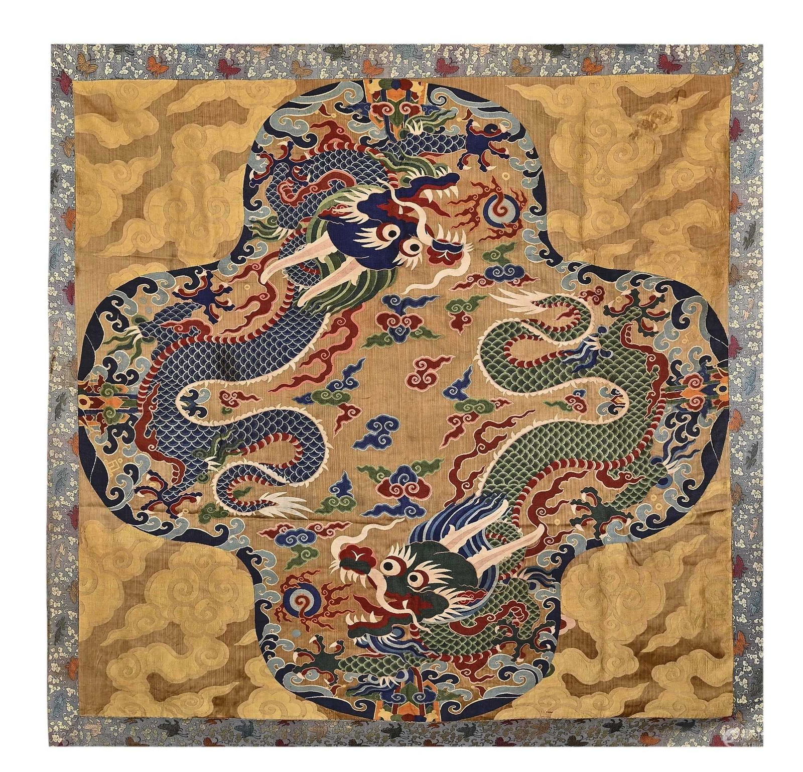 Cloud brocade makeup, floral satin, cloud patterned shoulder dragon: L:135cm W:135cm